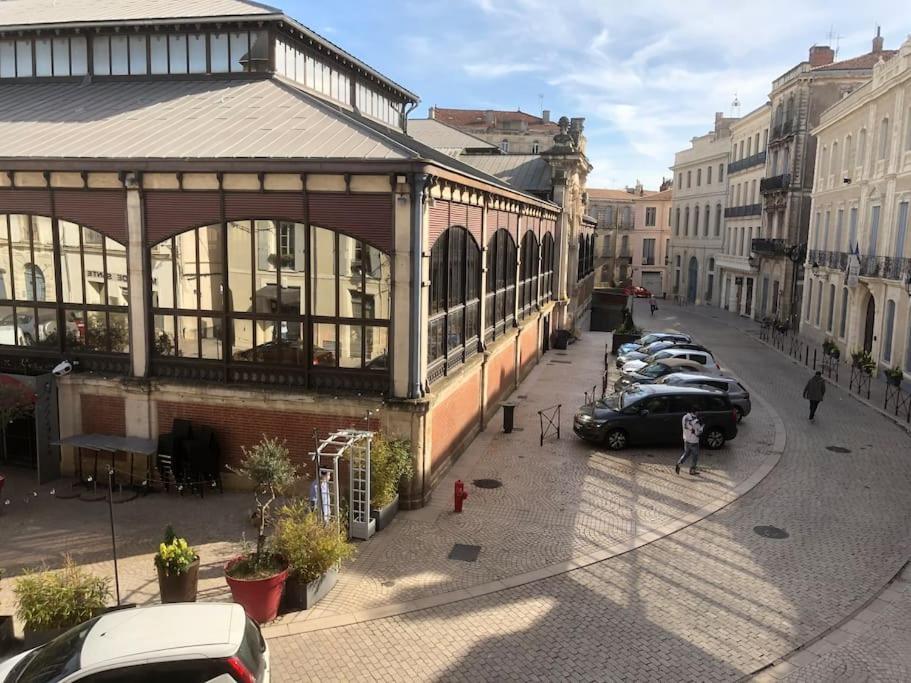Vue Sur La Place Des Halles, Art Apparts Безье Экстерьер фото